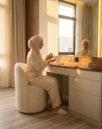 ⁦تسريحة مكياج فاخرة بمرآة مضيئة وتصميم عصري⁩ - الصورة ⁦2⁩